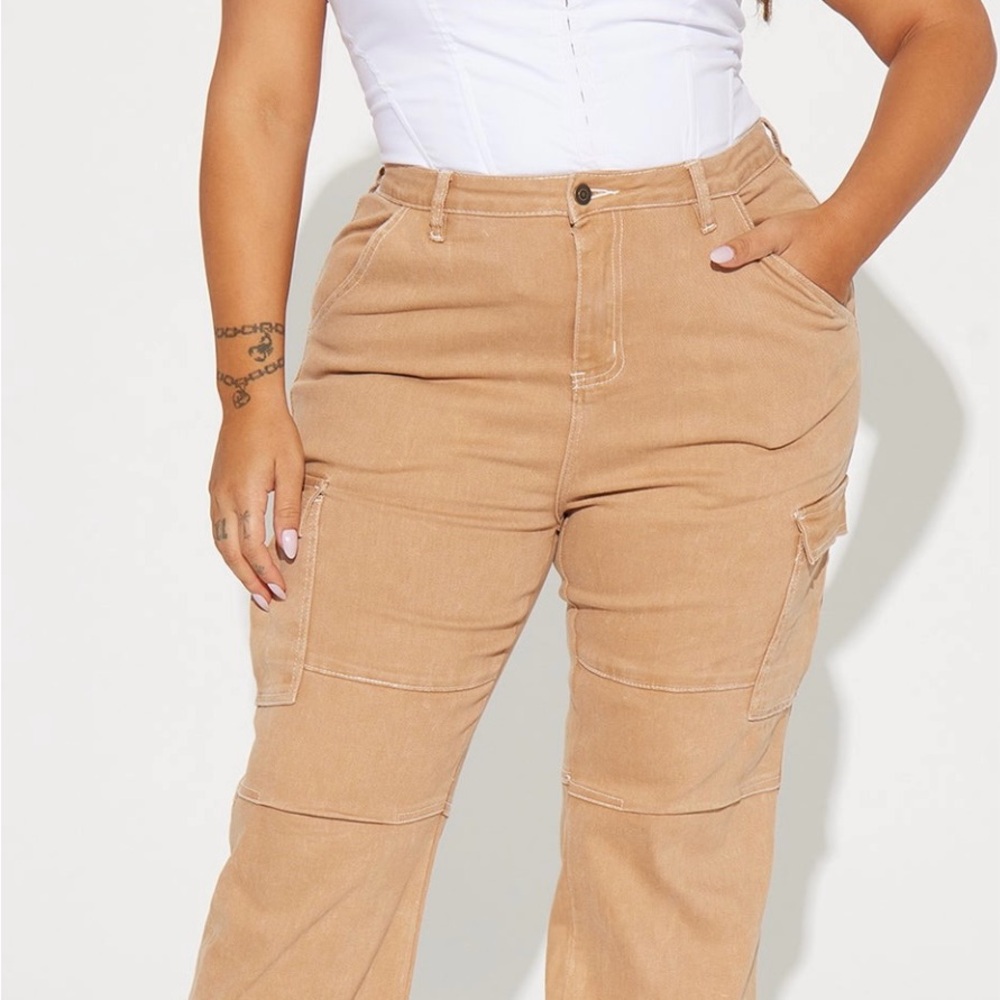 Fashion Nova alternate tan stretch cargo jeans size 13 brown / white - Picture 9 of 10